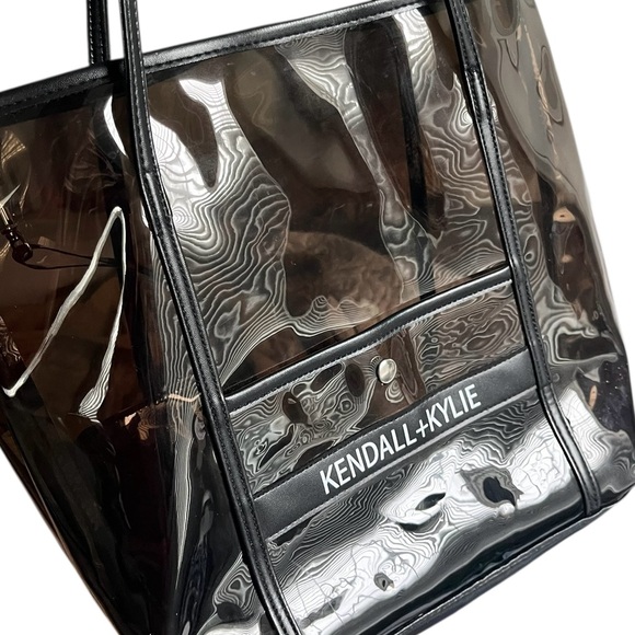 KENDALL + KYLIE Clear PVC Tote Bag w/ Matching Zip Pouch – Black Trim - Picture 2 of 5